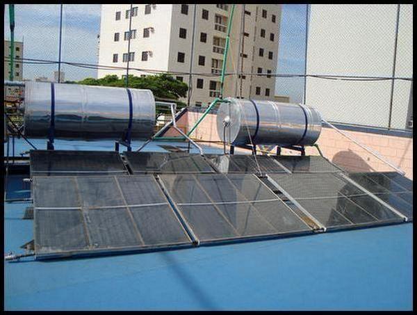 Instalação de coletores solares